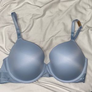 NWT VS Pink Lightly Lined Bra